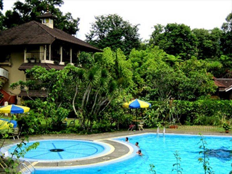 Taman Sari Hotel Dan Resort Sukabumi Bagian luar foto