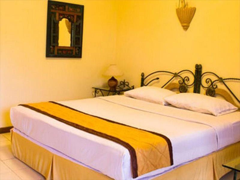 Taman Sari Hotel Dan Resort Sukabumi Bagian luar foto