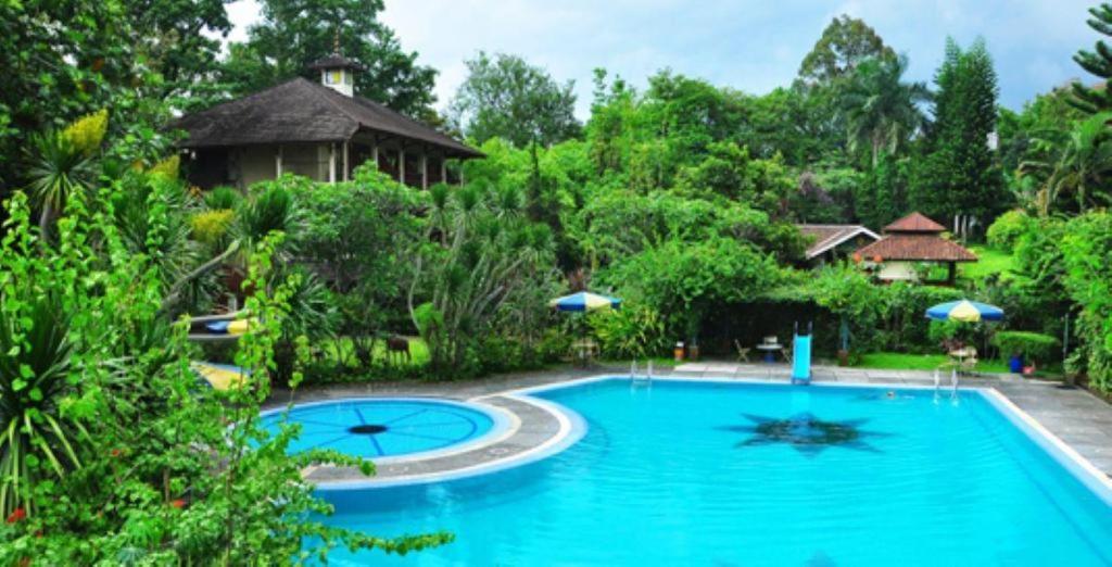 Taman Sari Hotel Dan Resort Sukabumi Bagian luar foto