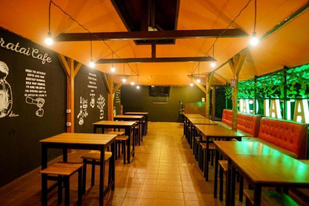Taman Sari Hotel Dan Resort Sukabumi Bagian luar foto