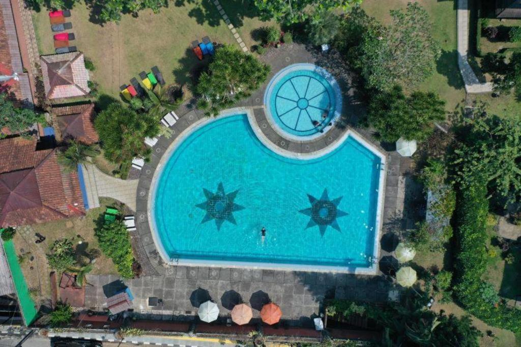 Taman Sari Hotel Dan Resort Sukabumi Bagian luar foto